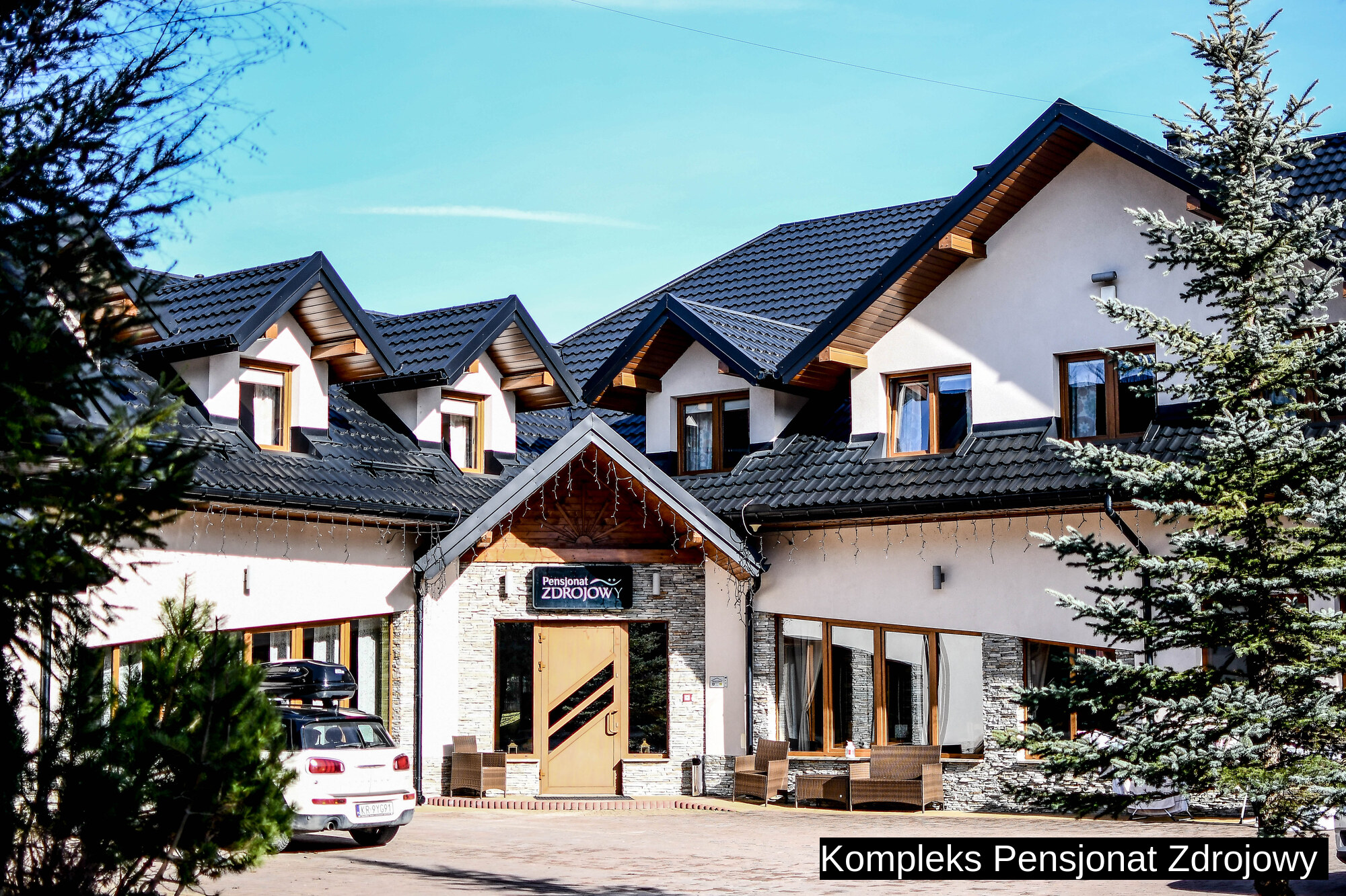 Kompleks Pensjonat Zdrojowy — zdjęcie 1