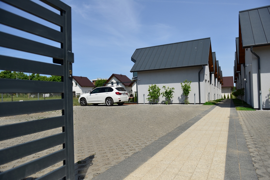 Jastrzębia Marina — zdjęcie 4
