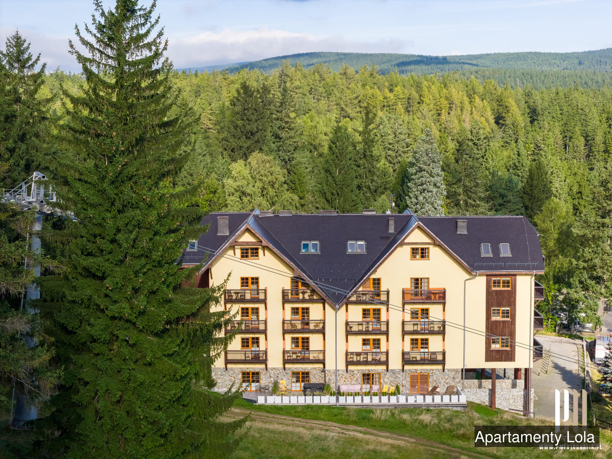 Apartamenty LOLA — zdjęcie główne
